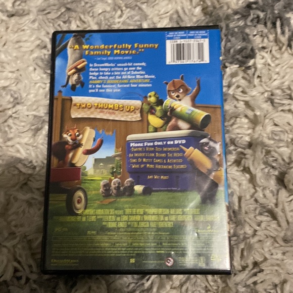 over the hedge - Picture 2 of 3